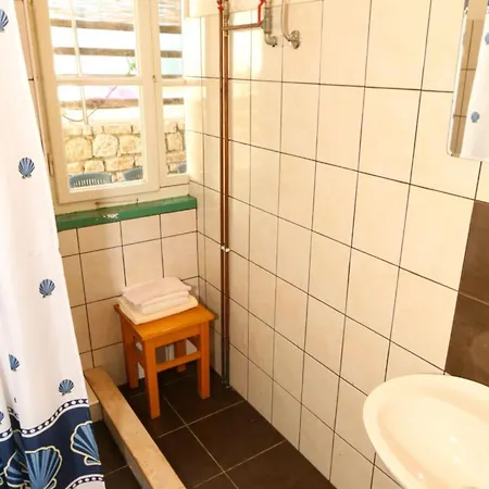 Trojanovi - Three Bedroom With Sea View And Balcony