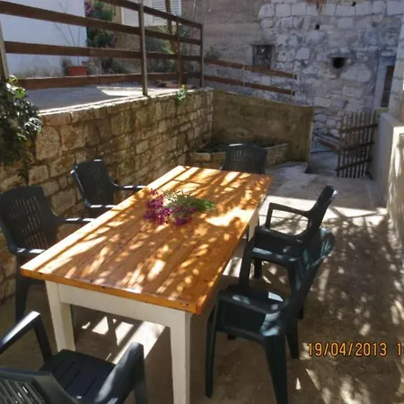 Trojanovi - Three Bedroom With Sea View And Balcony Orebić